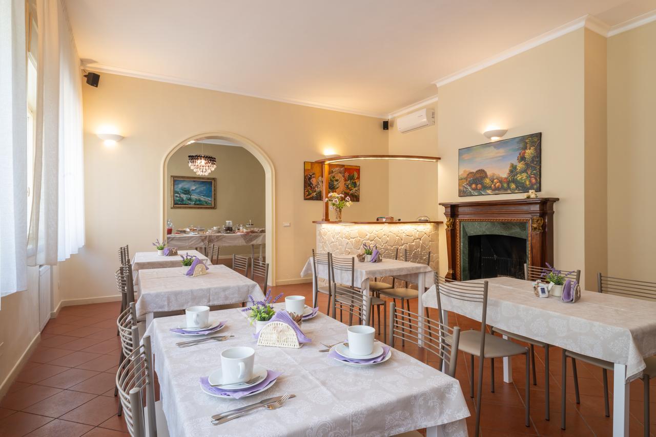 Villa Domus Salento Suites & Rooms Con Parcheggio Privato In Loco Lecce Eksteriør billede