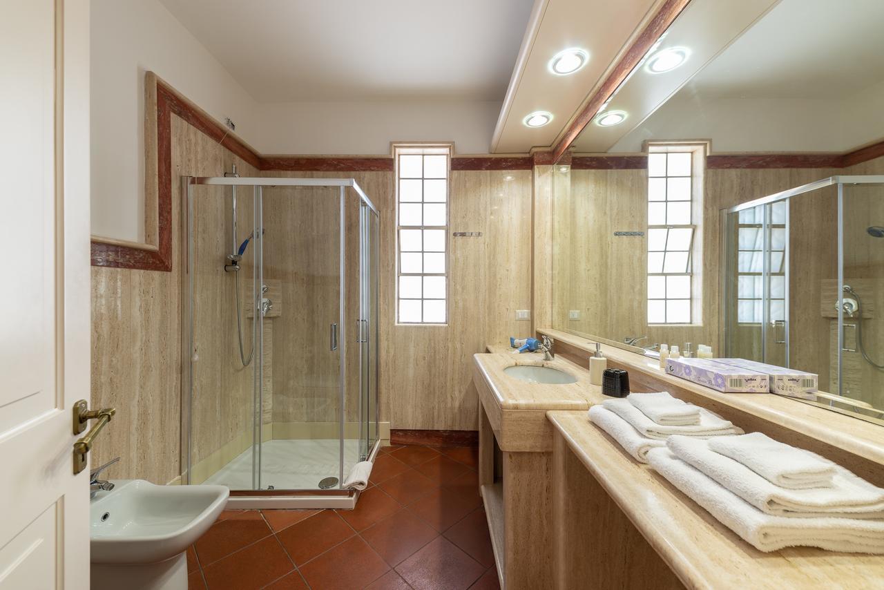 Villa Domus Salento Suites & Rooms Con Parcheggio Privato In Loco Lecce Eksteriør billede
